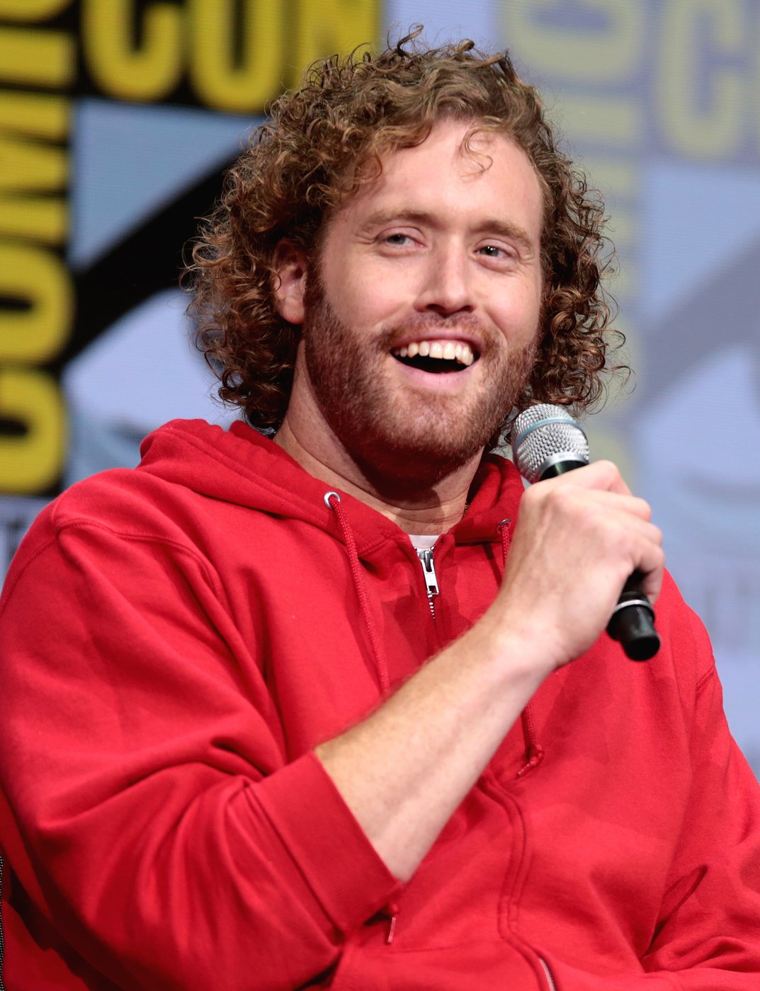 T.J. Miller — TV Flash editorial portrait
