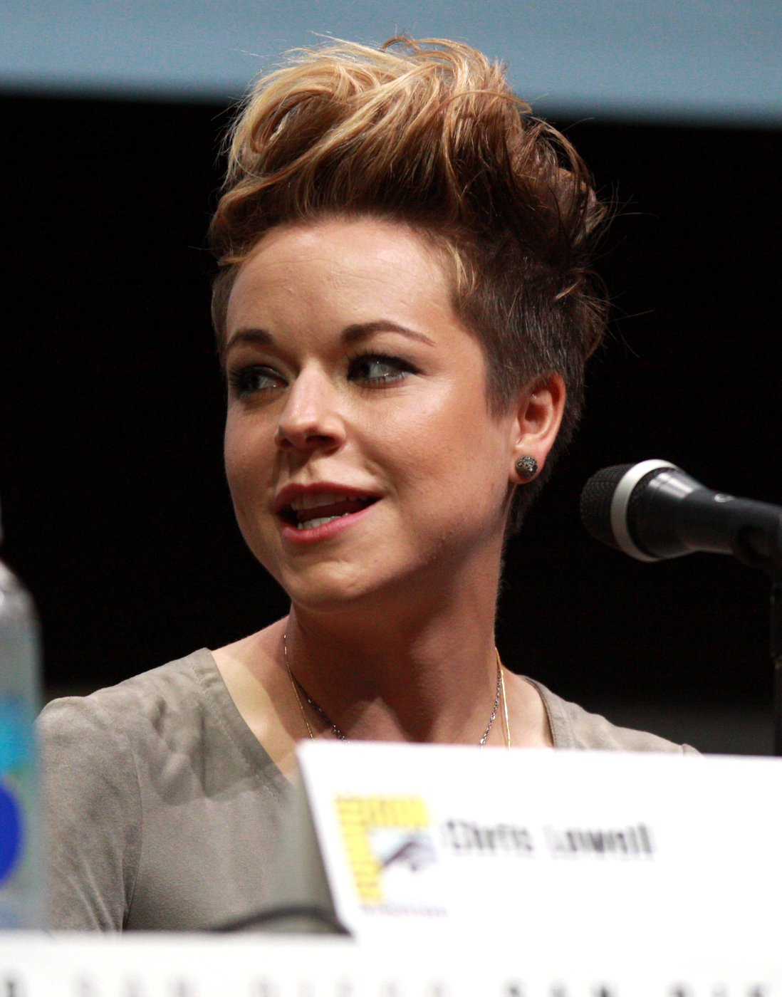 Tina Majorino — TV Flash editorial portrait