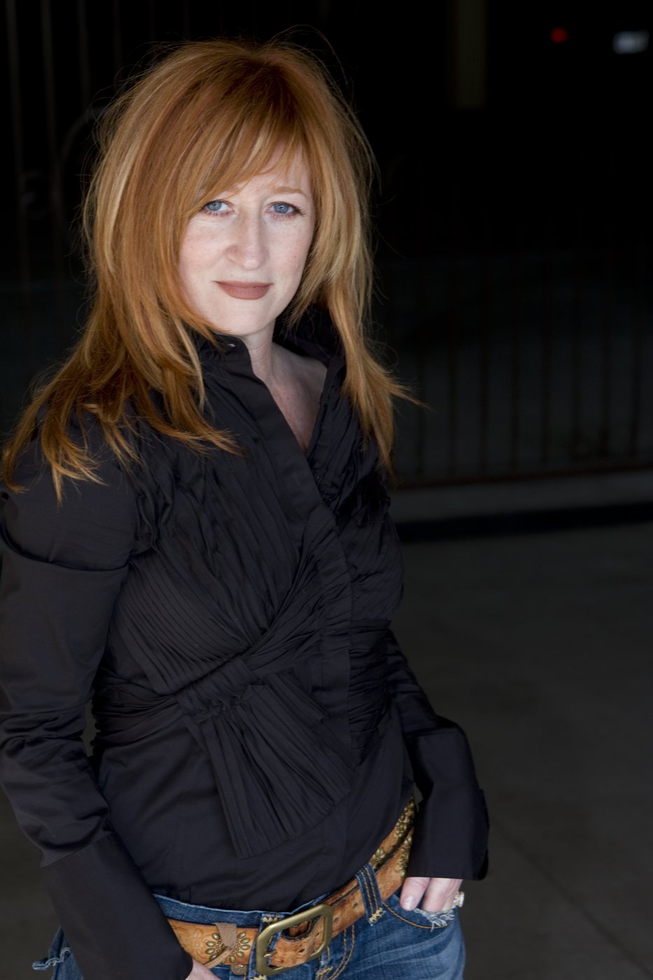 Vicki Lewis — TV Flash editorial portrait