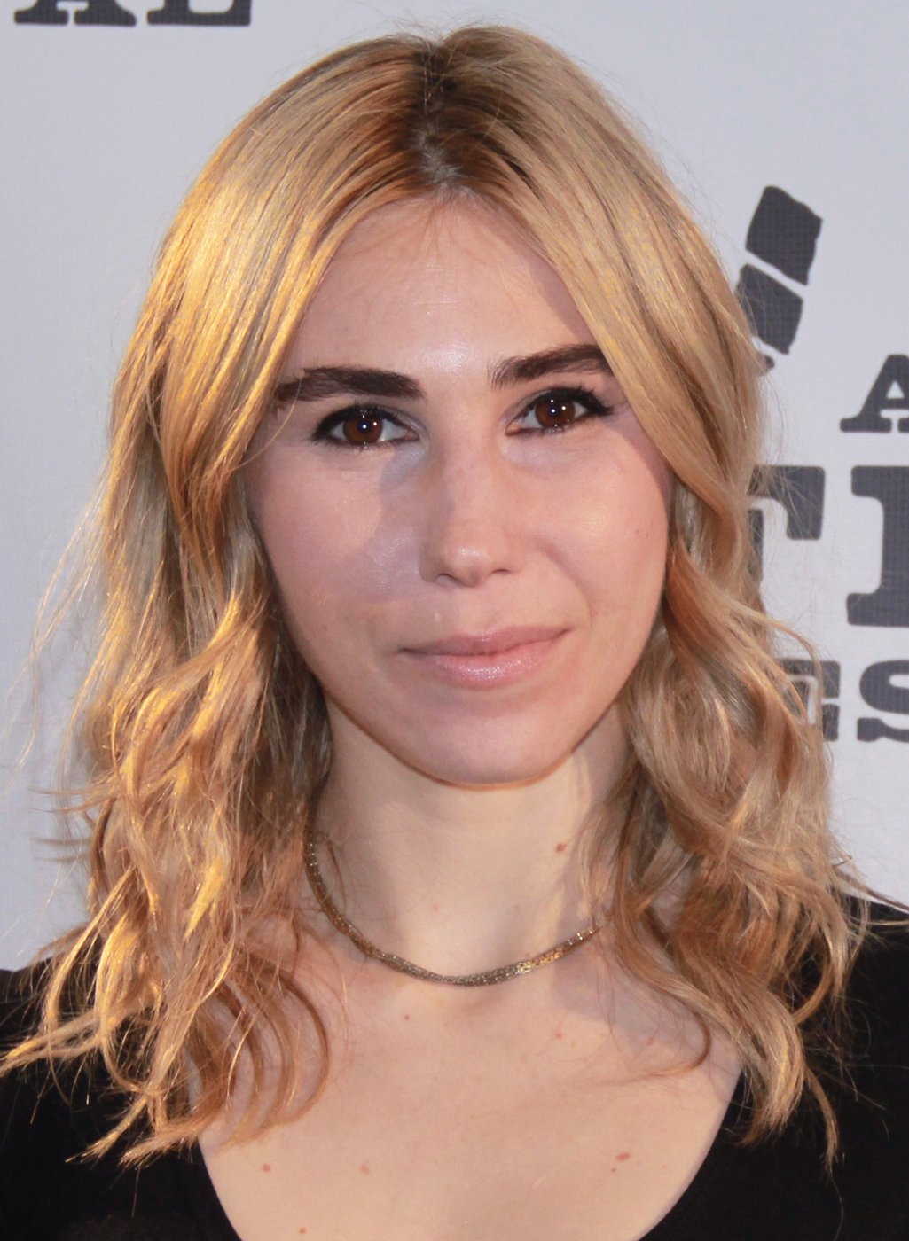 Zosia Mamet — TV Flash editorial portrait